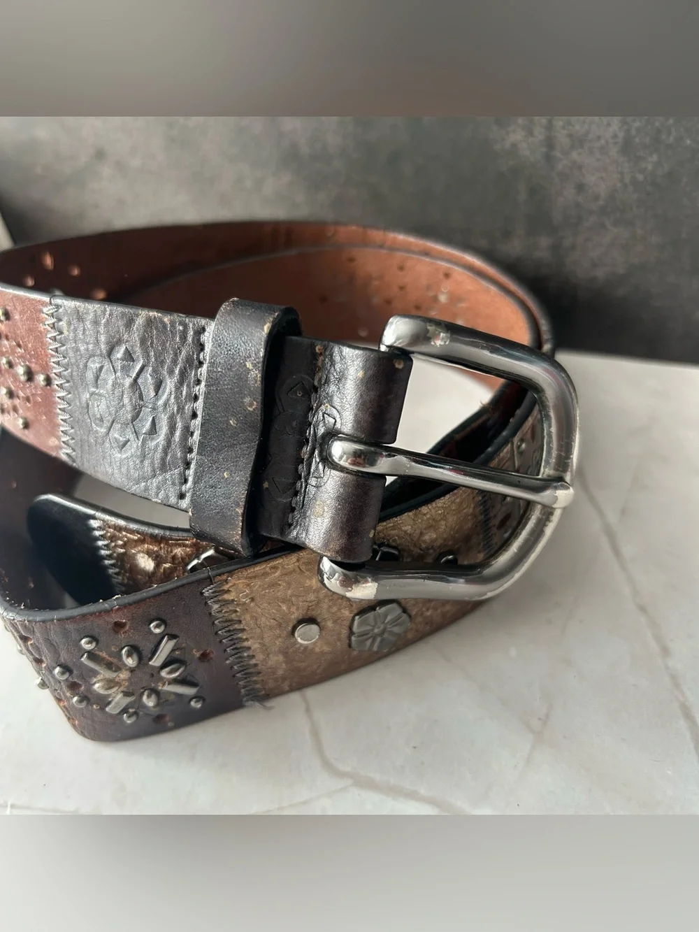 Fossil Vintage Brown Leather Studded Belt with Silver Buckle